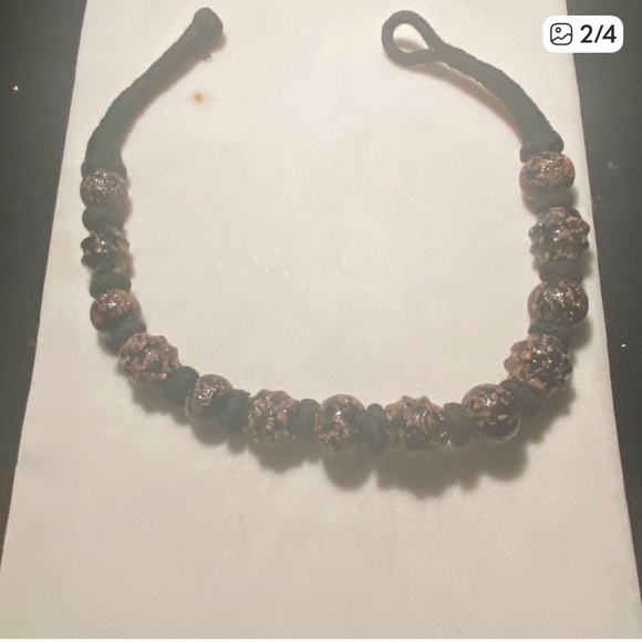 Handmade beaded choker:  black beads - Picture 6 of 6